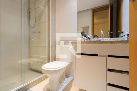 Casa de condomínio à venda com 140m², 4 quartos e 2 vagasBanheiro das Suítes 2 e 3