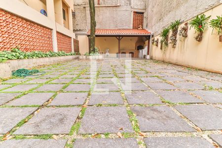 Casa de condomínio à venda com 140m², 4 quartos e 2 vagasChurrasqueira