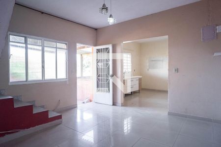 Sala de casa para alugar com 4 quartos, 350m² em Jardim Vila Carrão, São Paulo