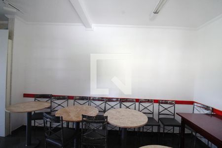 Apartamento para alugar com 56m², 2 quartos e 1 vaga Apartamento para alugar com 56m², 2 quartos e 1 vagaÁrea comum - Salão de festas