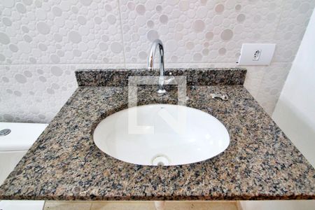 Casa à venda com 151m², 2 quartos e 3 vagasBanheiro da Suíte 2