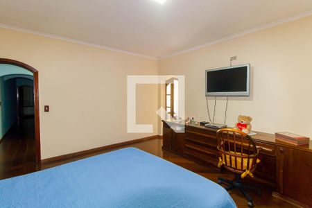 Casa à venda com 200m², 3 quartos e 4 vagasSuíte