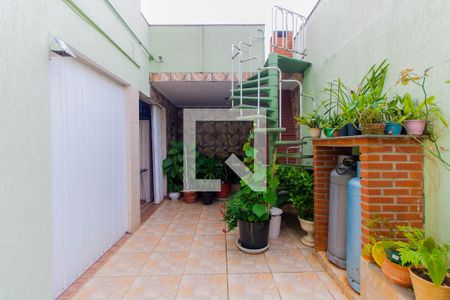 Casa à venda com 200m², 3 quartos e 4 vagasQuintal