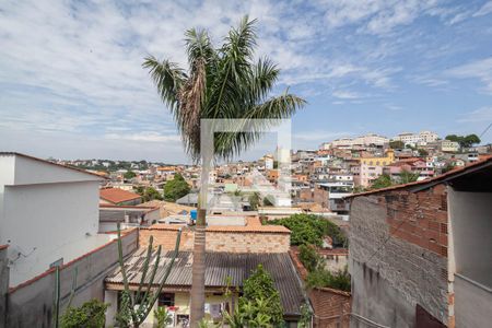 Casa à venda com 285m², 6 quartos e 2 vagas Casa à venda com 285m², 6 quartos e 2 vagasCasa 2 - Vista do quarto 1