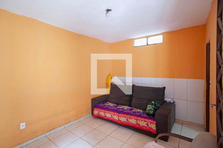 Casa à venda com 285m², 6 quartos e 2 vagas Casa à venda com 285m², 6 quartos e 2 vagasCasa 3 - Sala