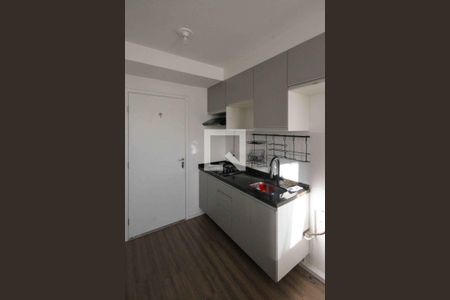 Cozinha e Área de Serviço de apartamento para alugar com 1 quarto, 35m² em Cidade Satelite Santa Barbara, São Paulo