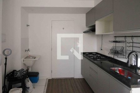 Cozinha e Área de Serviço de apartamento para alugar com 1 quarto, 35m² em Cidade Satelite Santa Barbara, São Paulo