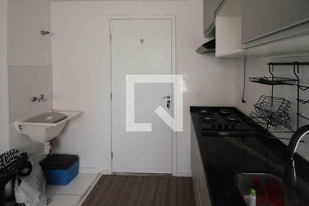 Cozinha e Área de Serviço de apartamento para alugar com 1 quarto, 35m² em Cidade Satelite Santa Barbara, São Paulo