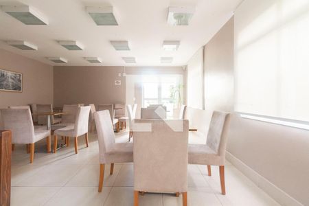 Apartamento à venda com 68m², 2 quartos e 1 vaga Apartamento à venda com 68m², 2 quartos e 1 vagaSalão de festas