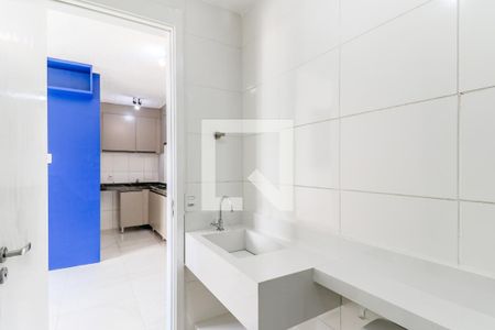 Apartamento à venda com 36m², 2 quartos e sem vaga Apartamento à venda com 36m², 2 quartos e sem vagaBanheiro