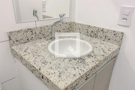 Apartamento para alugar com 39m², 2 quartos e sem vagaBanheiro