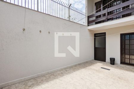 Casa à venda com 450m², 4 quartos e 6 vagasQuintal