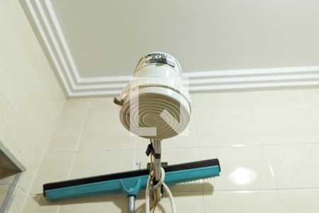 Casa à venda com 450m², 4 quartos e 6 vagasBanheiro de serviço