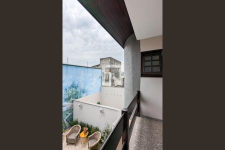 Casa à venda com 450m², 4 quartos e 6 vagasVaranda