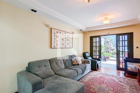 Casa à venda com 450m², 4 quartos e 6 vagasSala 2