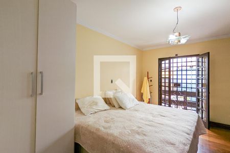 Casa à venda com 450m², 4 quartos e 6 vagasQuarto da suíte 1