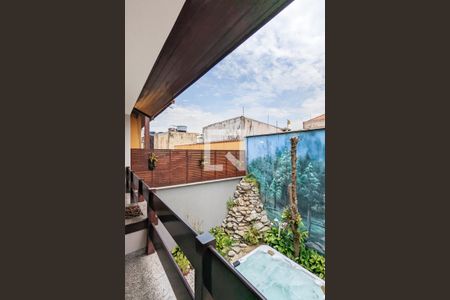 Casa à venda com 450m², 4 quartos e 6 vagasVaranda