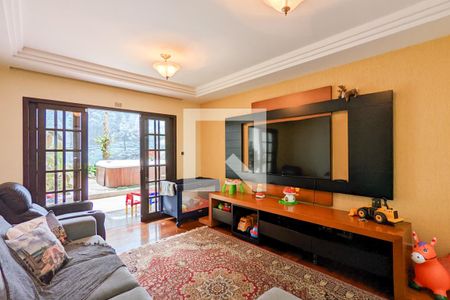 Casa à venda com 450m², 4 quartos e 6 vagasSala 2