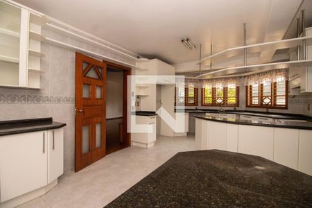 Casa à venda com 550m², 5 quartos e 3 vagasCozinha