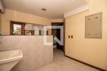 Casa à venda com 550m², 5 quartos e 3 vagasÁrea de Serviço