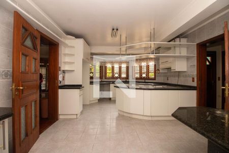 Casa à venda com 550m², 5 quartos e 3 vagasCozinha
