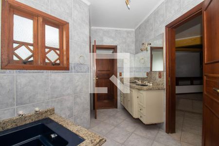 Casa à venda com 550m², 5 quartos e 3 vagasBanheiro da Suíte 1