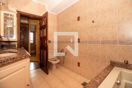 Casa à venda com 550m², 5 quartos e 3 vagasBanheiro da Suíte 2