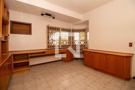 Casa à venda com 550m², 5 quartos e 3 vagasEscritório