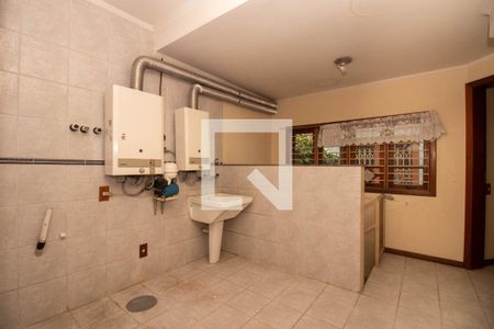 Casa à venda com 550m², 5 quartos e 3 vagasÁrea de Serviço