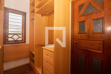 Casa à venda com 550m², 5 quartos e 3 vagasCloset da Suíte 2
