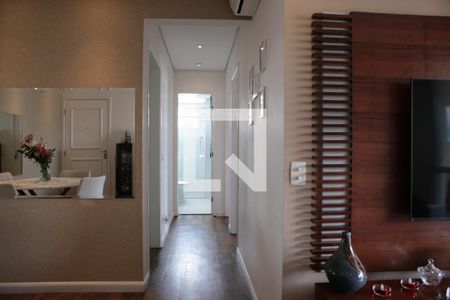 Corredor de apartamento à venda com 2 quartos, 68m² em Chácara Inglesa, São Paulo