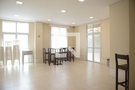 Apartamento à venda com 68m², 2 quartos e 1 vagaÁrea comum