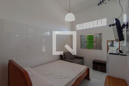 Quarto/Sala de casa para alugar com 1 quarto, 25m² em Vila Medeiros, São Paulo