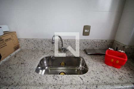 Casa de condomínio para alugar com 420m², 3 quartos e 4 vagasSala de TV