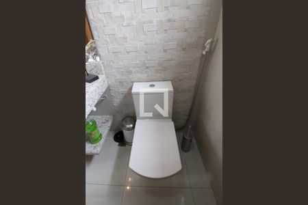 Casa de condomínio para alugar com 420m², 3 quartos e 4 vagasLavabo