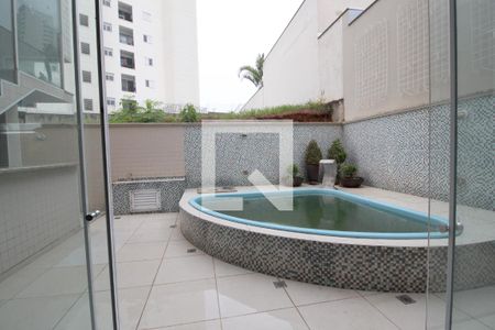 Casa de condomínio para alugar com 420m², 3 quartos e 4 vagasÁrea externa