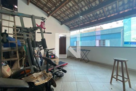 Casa à venda com 183m², 4 quartos e 3 vagas Casa à venda com 183m², 4 quartos e 3 vagasDepósito