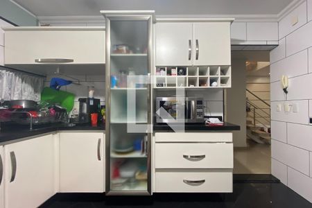 Casa à venda com 183m², 4 quartos e 3 vagas Casa à venda com 183m², 4 quartos e 3 vagasCozinha