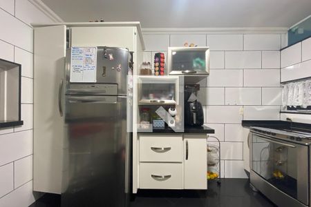 Casa à venda com 183m², 4 quartos e 3 vagas Casa à venda com 183m², 4 quartos e 3 vagasCozinha