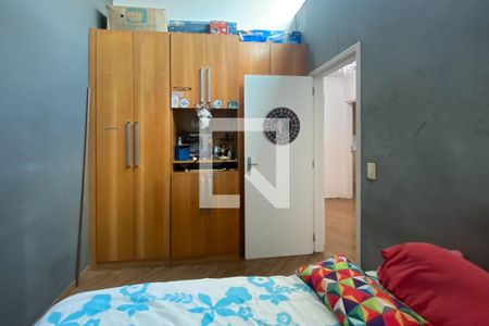 Casa à venda com 183m², 4 quartos e 3 vagas Casa à venda com 183m², 4 quartos e 3 vagasQuarto 1