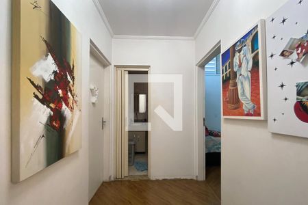 Casa à venda com 183m², 4 quartos e 3 vagas Casa à venda com 183m², 4 quartos e 3 vagasCorredor 2