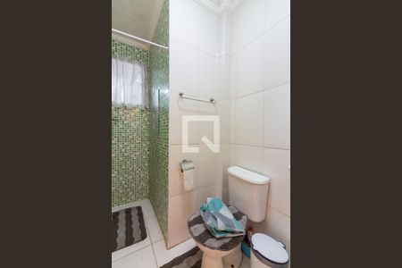 Casa à venda com 125m², 3 quartos e 2 vagas Casa à venda com 125m², 3 quartos e 2 vagasBanheiro