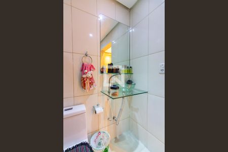 Casa à venda com 125m², 3 quartos e 2 vagas Casa à venda com 125m², 3 quartos e 2 vagasBanheiro da Suíte