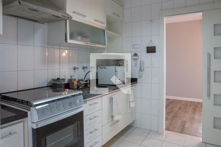 Cozinha de apartamento para alugar com 3 quartos, 87m² em Vila Romana, São Paulo