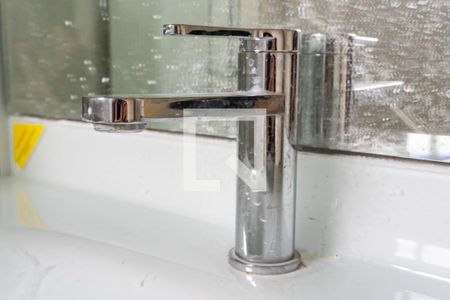 Apartamento à venda com 64m², 2 quartos e 1 vagaBanheiro - Torneira