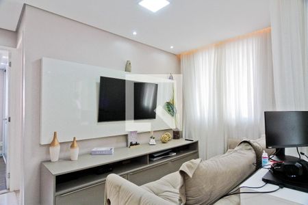 Sala de apartamento para alugar com 3 quartos, 68m² em Chora Menino, São Paulo