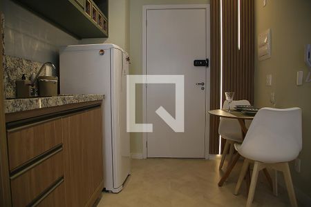 Cozinha de apartamento à venda com 1 quarto, 31m² em Pinheiros, São Paulo
