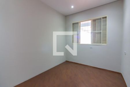 Casa à venda com 224m², 3 quartos e 2 vagas Casa à venda com 224m², 3 quartos e 2 vagasQuarto 2