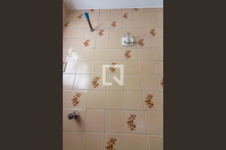 Casa à venda com 224m², 3 quartos e 2 vagas Casa à venda com 224m², 3 quartos e 2 vagasBanheiro