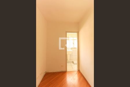 Apartamento à venda com 80m², 3 quartos e 1 vaga Apartamento à venda com 80m², 3 quartos e 1 vagaQuarto de Serviço